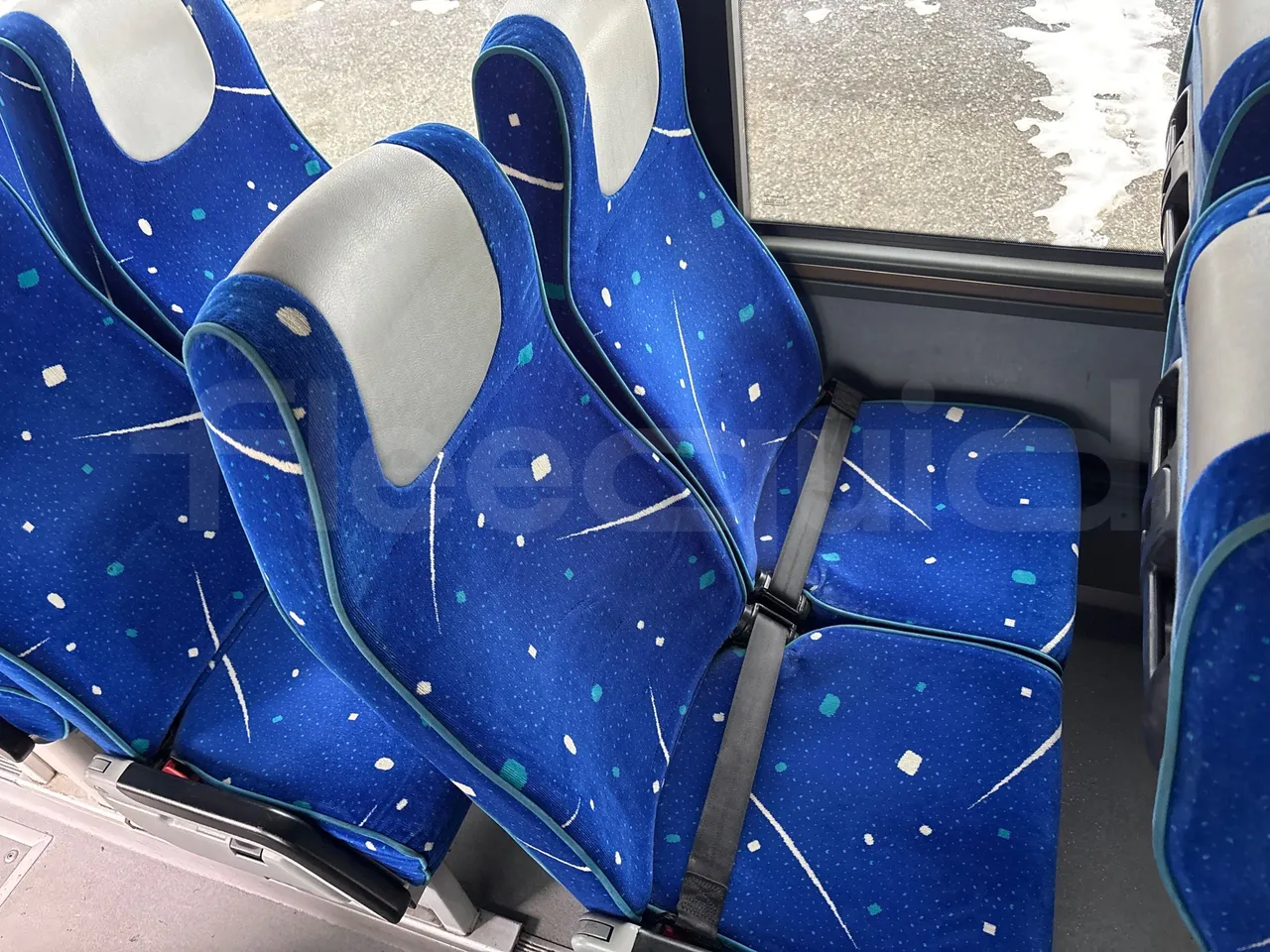 Irisbus Midys 395E.9.27 - EURO4 - 194kW - 9,60m - central seat safety belt