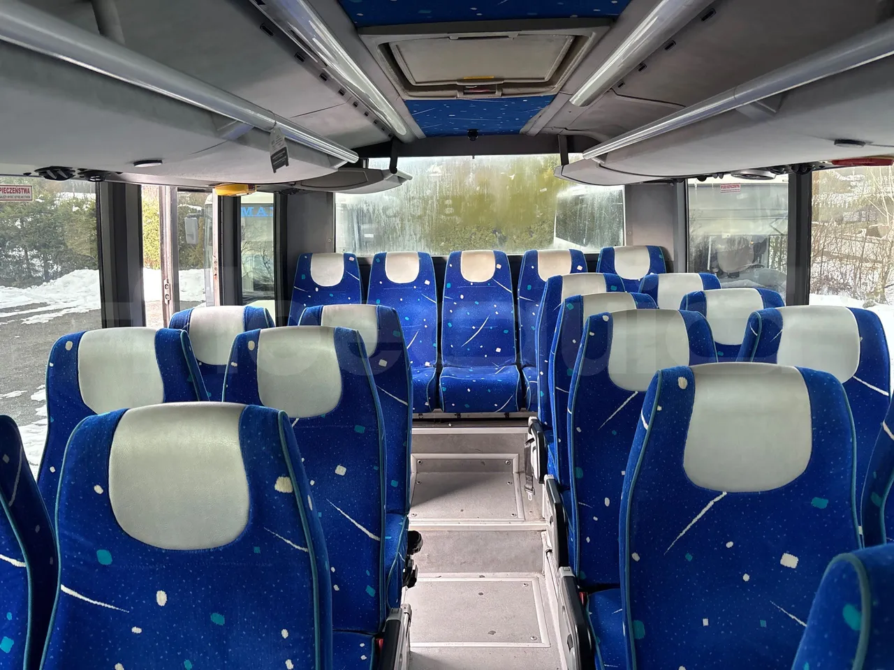 Irisbus Midys 395E.9.27 - EURO4 - 194kW - 9,60m - reverse view middle aisle