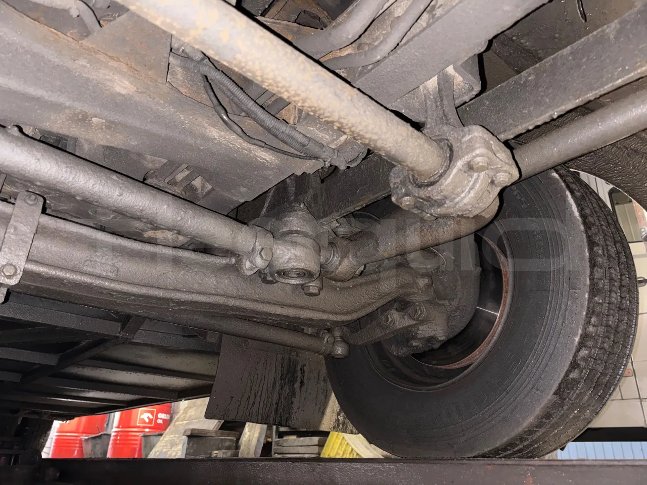 Irisbus Midys 395E.9.27 - EURO4 - 194kW - 9,60m - front axle right side