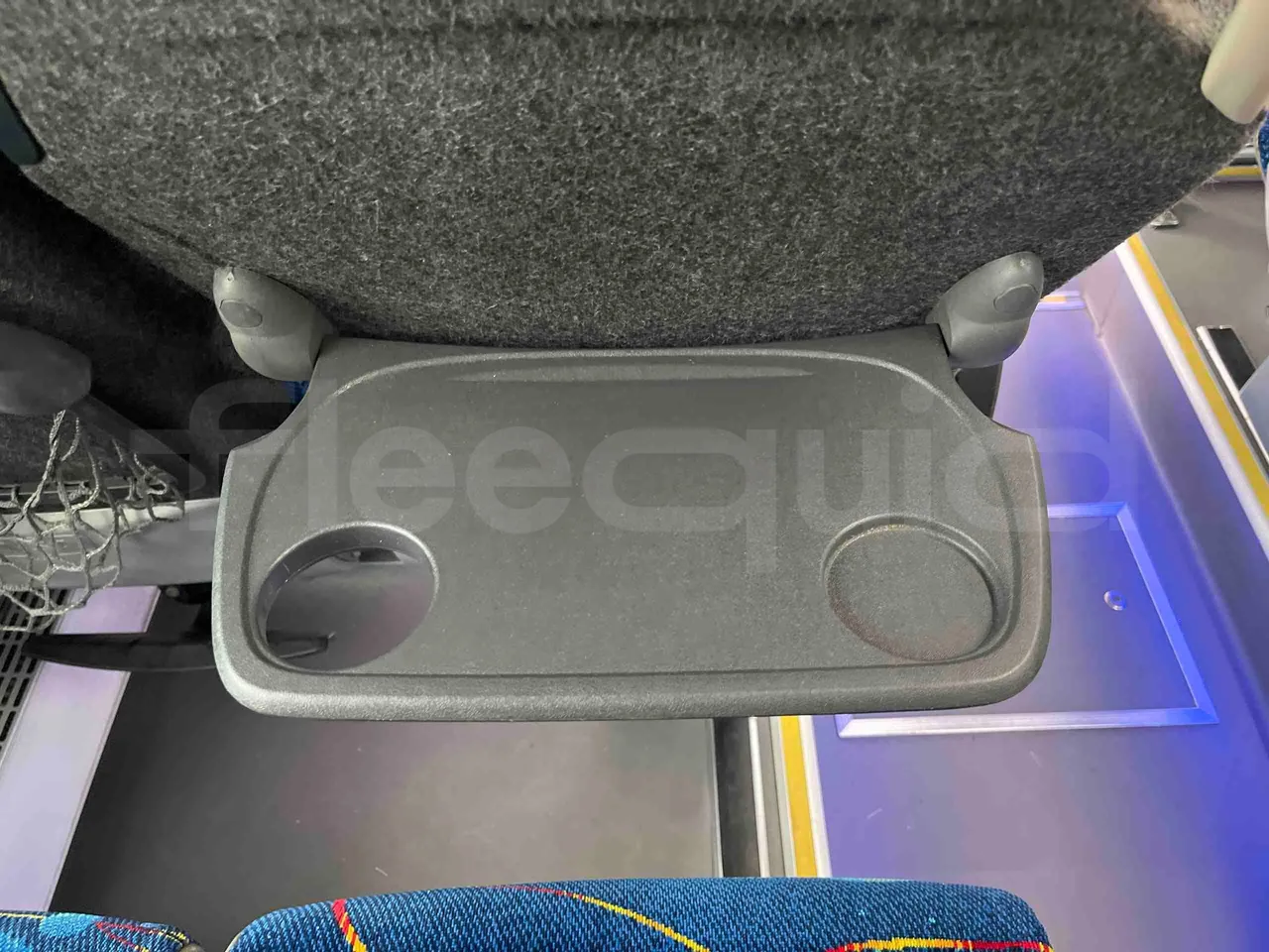 King Long XMQ6996 - table detail photo