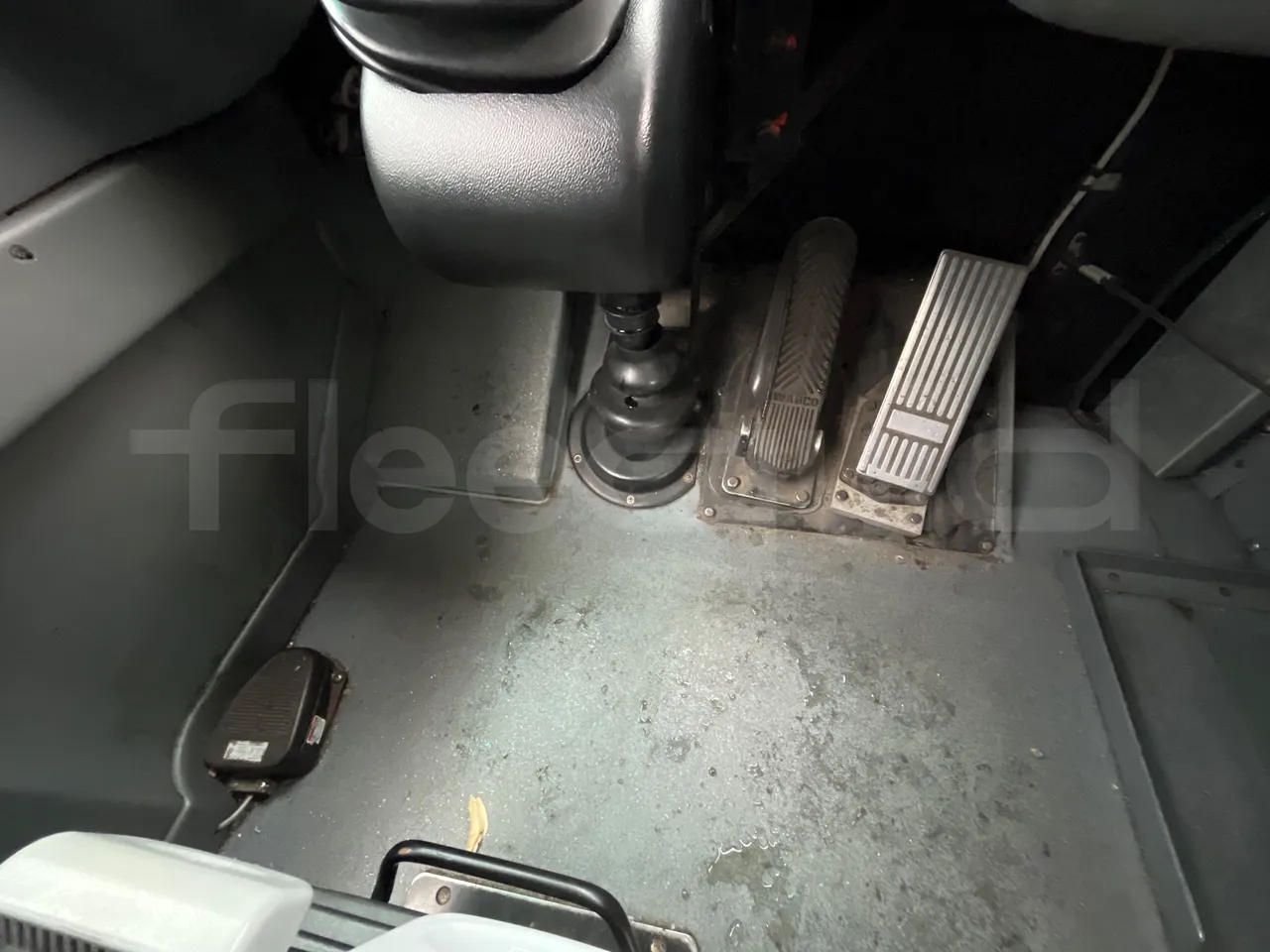 Van Hool A330 330 - EUR4 - 206kW - 12m - onboard devices 2