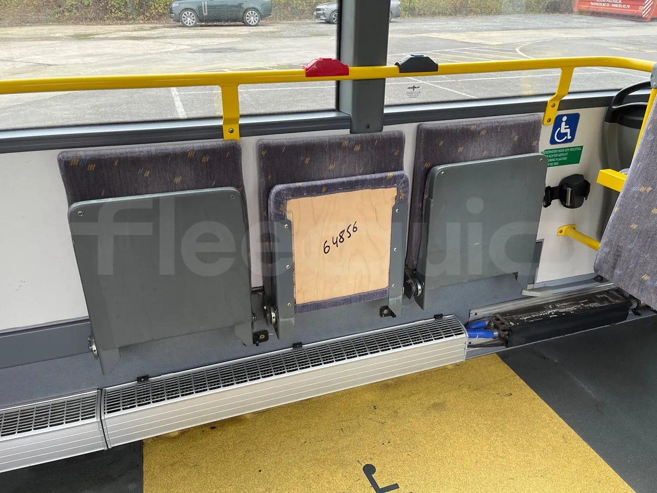 Van Hool A330 330 - EUR4 - 206kW - 12m - mesh detail photo