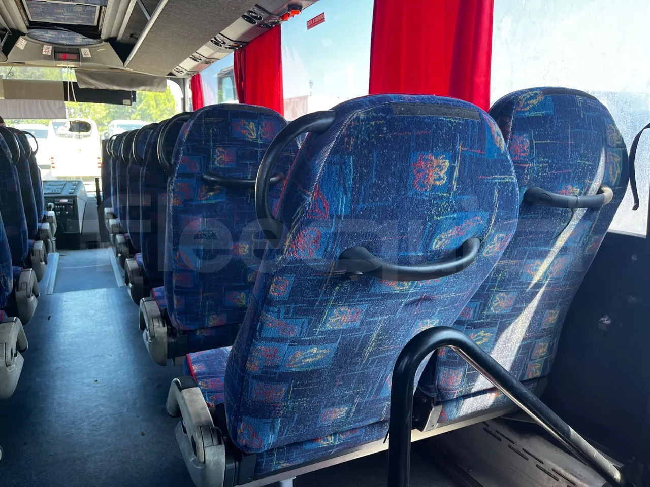 Vdl Futura - forward view middle aisle