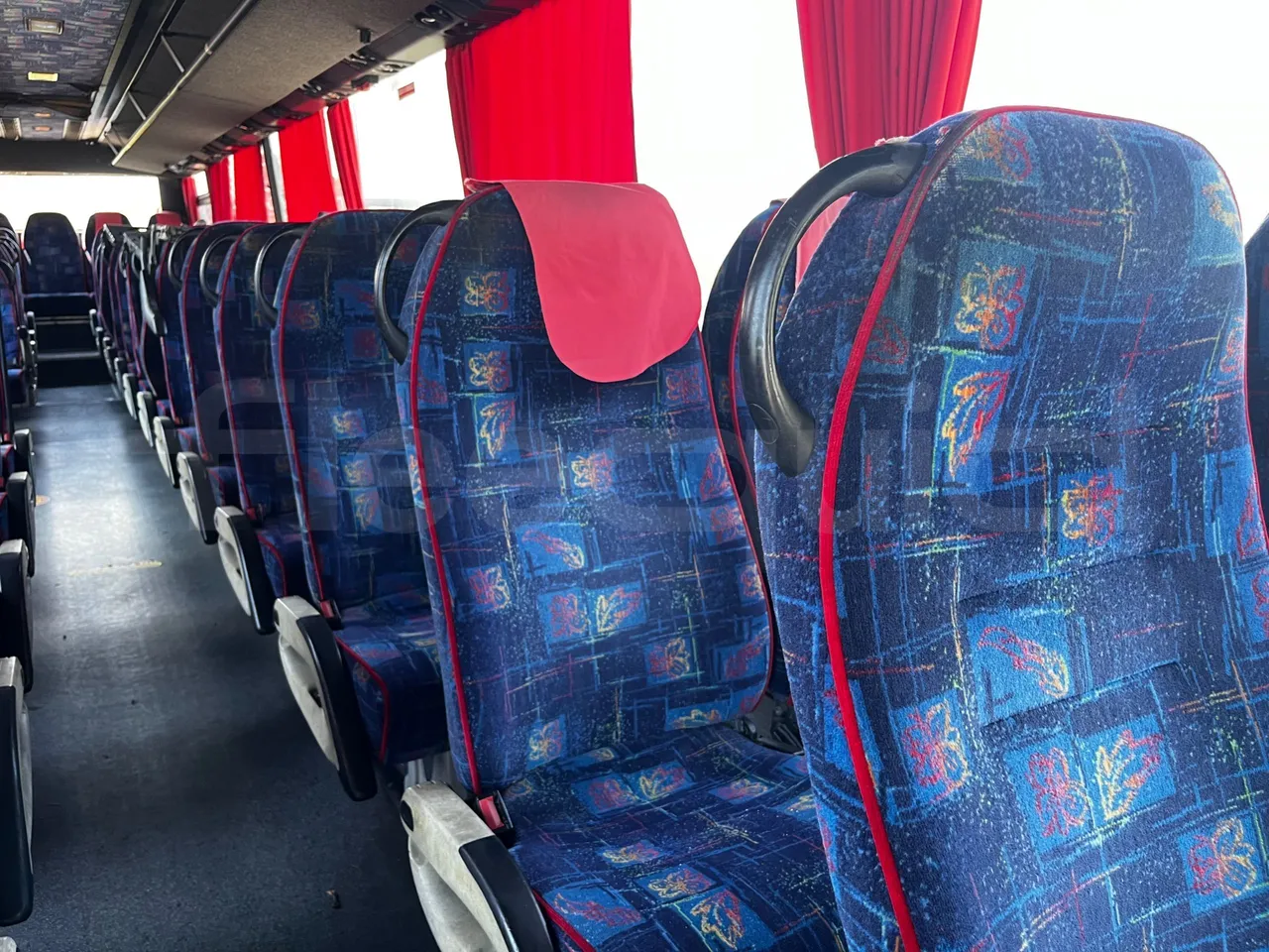 Vdl Futura - reverse view middle aisle
