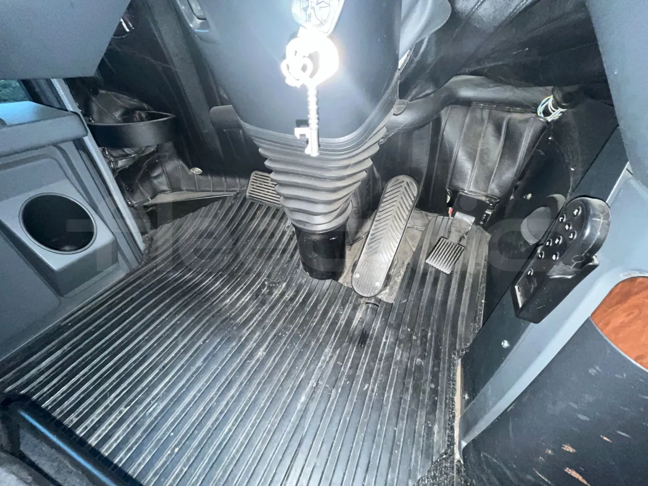 Setra S411 HD - EUR5 - 260kW - 10.100m - command unit indicators