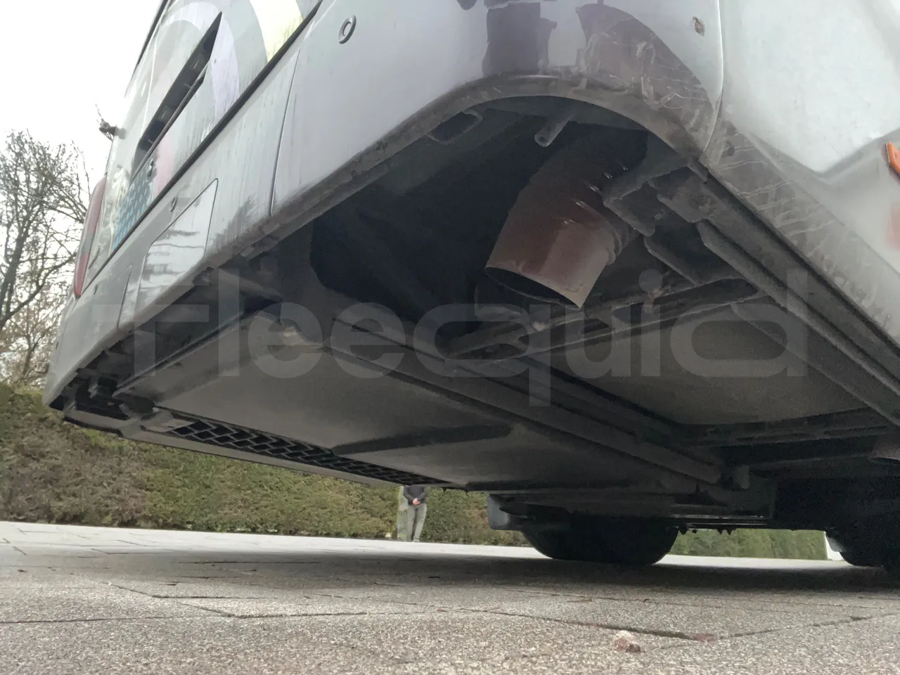 Setra S411 HD - EUR5 - 260kW - 10.100m - axel 2 air springs 2 right