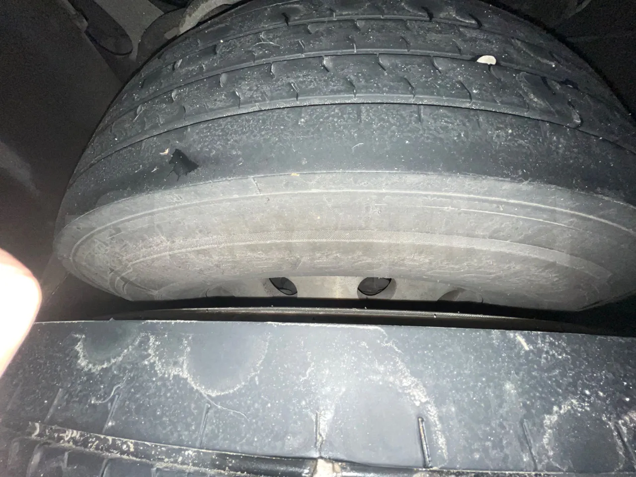 Setra S411 HD - EUR5 - 260kW - 10.100m - axle 2 discs left