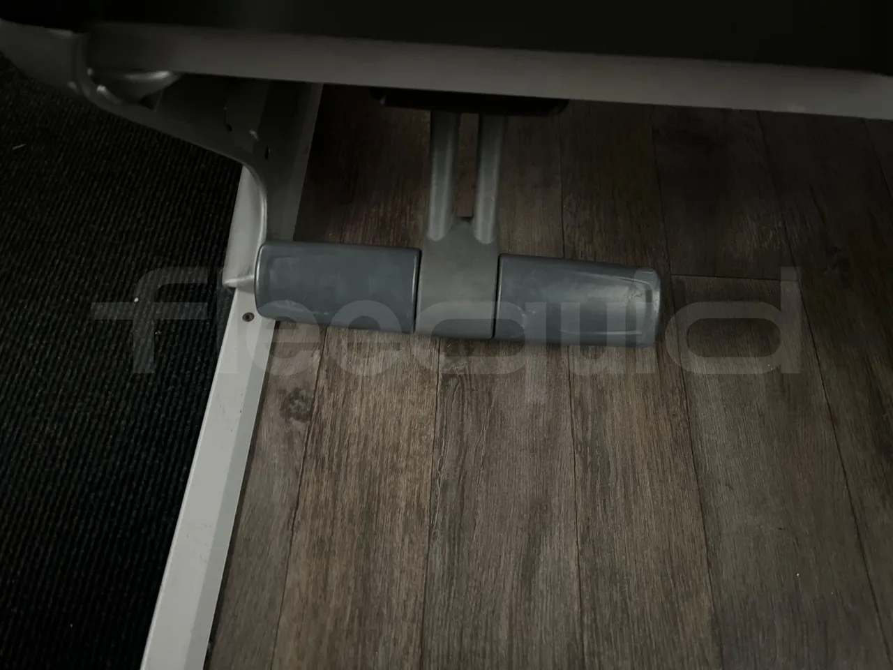 Setra S411 HD - EUR5 - 260kW - 10.100m - footrest detail photo