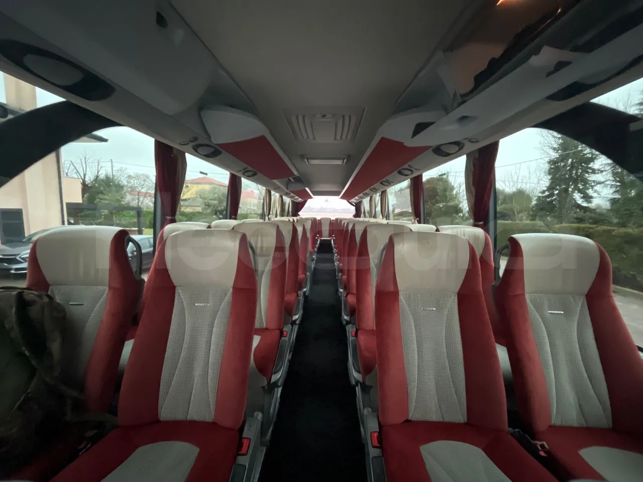Setra S411 HD - EUR5 - 260kW - 10.100m - interior reverse seats driver height