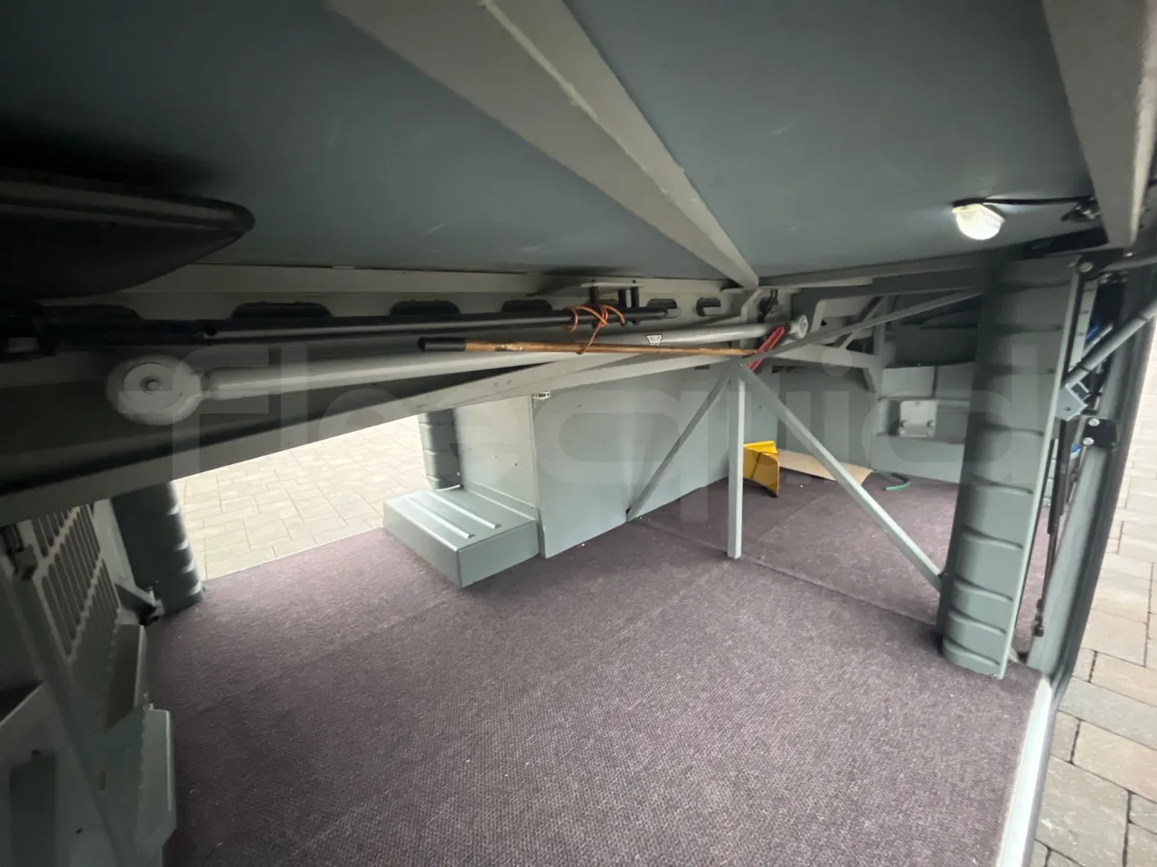 Setra S411 HD - EUR5 - 260kW - 10.100m - internal frame rust check