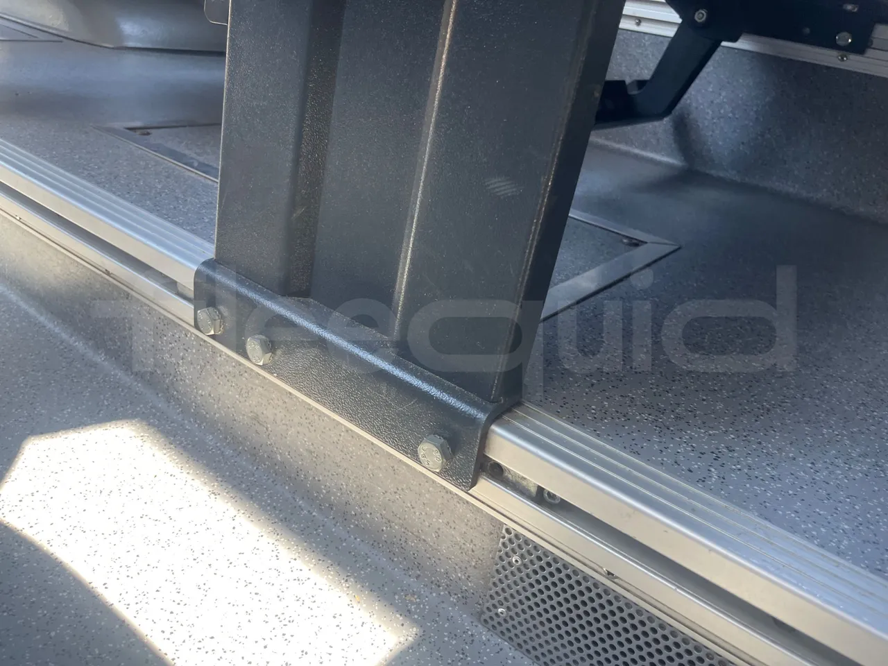 Mercedes-Benz Sprinter 416CD - EUR3 - 115kW - 6.995 - floor hatches photo
