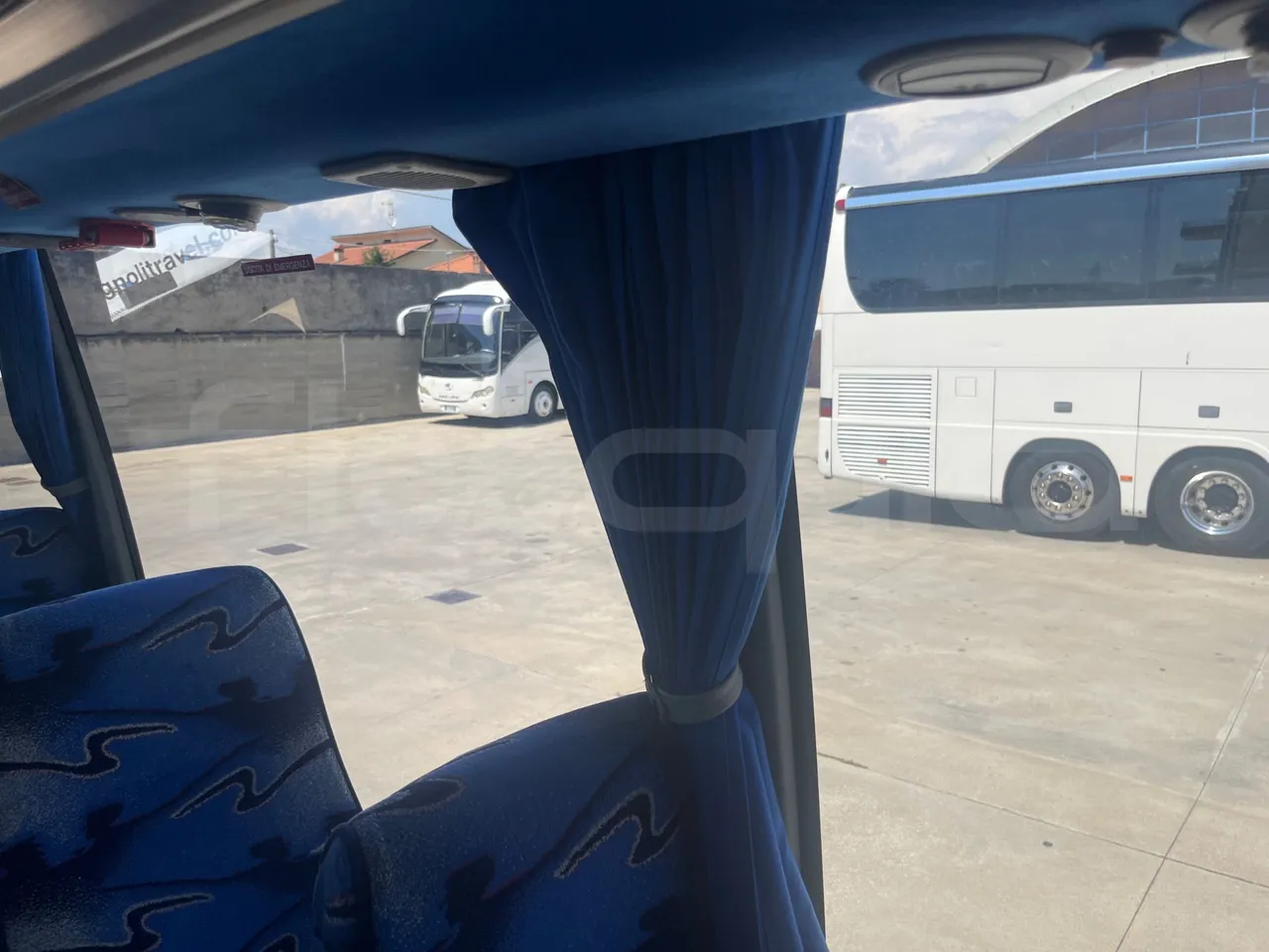 Mercedes-Benz Sprinter 416CD - EUR3 - 115kW - 6.995 - interior reverse seats driver height (mandatory for bus to scrap)