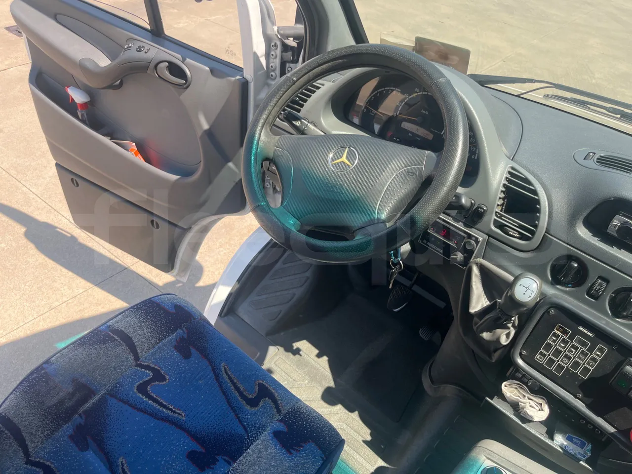 Mercedes-Benz Sprinter 416CD - EUR3 - 115kW - 6.995 - seat plate photo