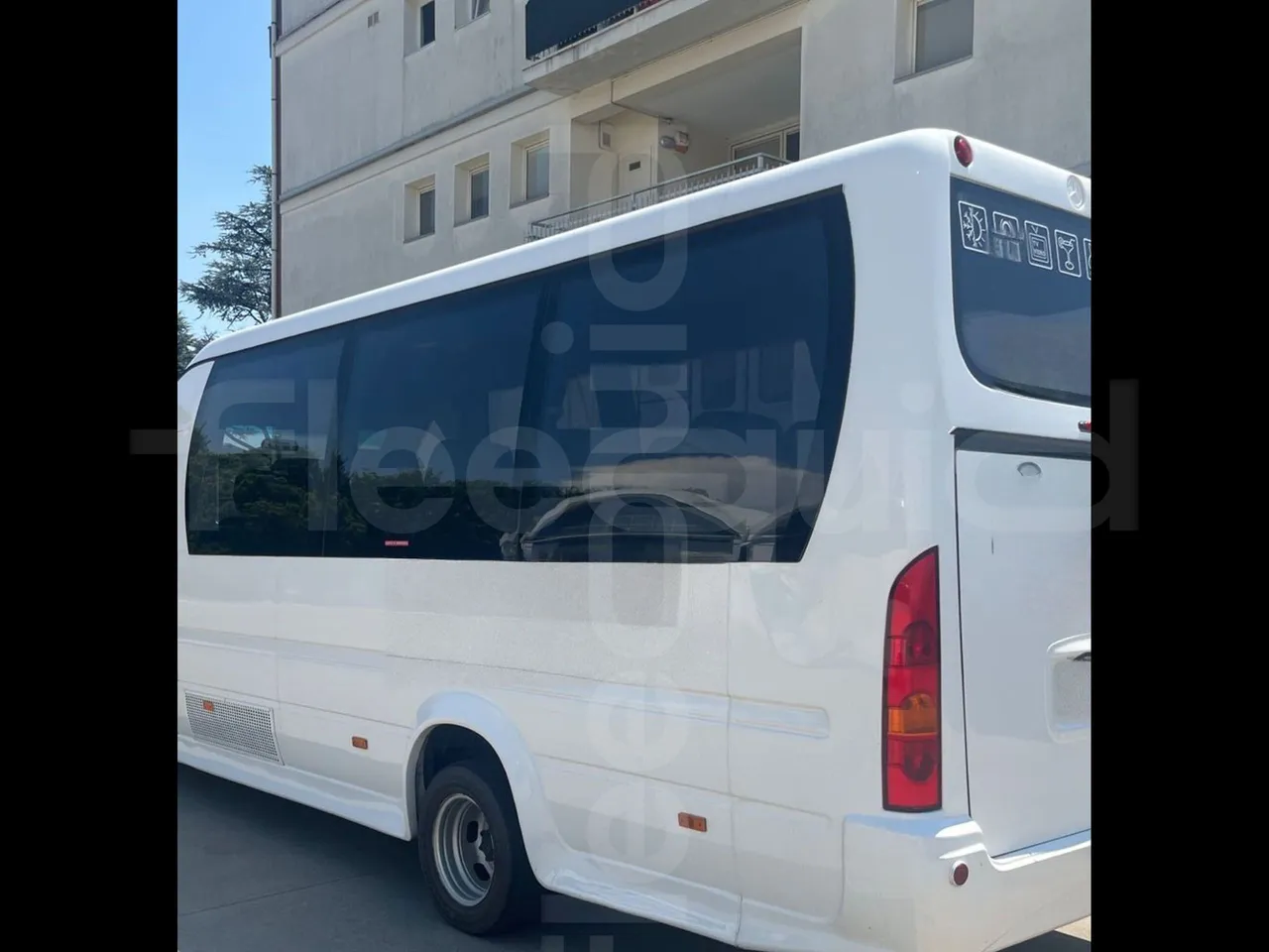Mercedes-Benz Sprinter 416CD - EUR3 - 115kW - 6.995 - left side photo