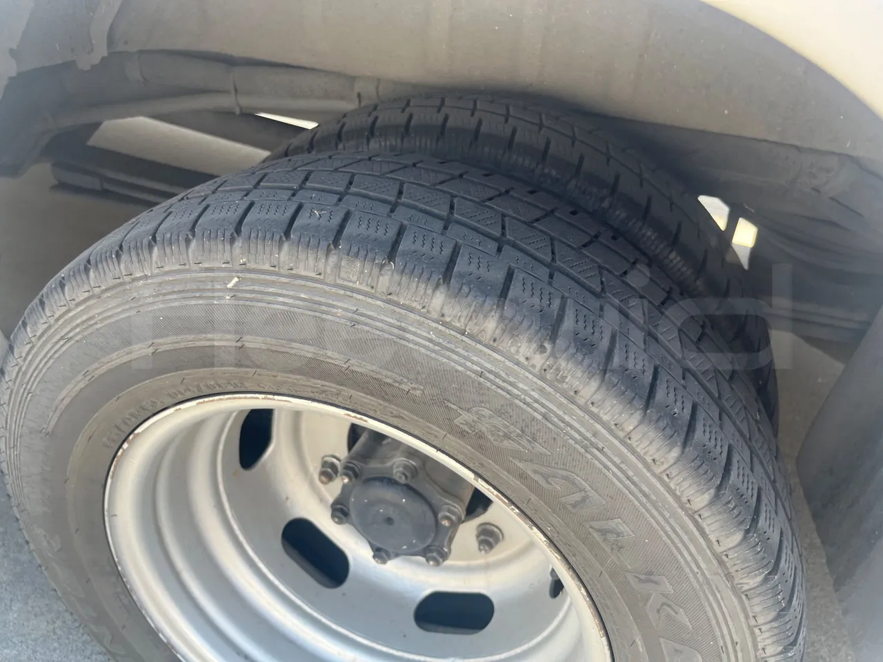 Mercedes-Benz Sprinter 416CD - EUR3 - 115kW - 6.995 - rear left tire photo