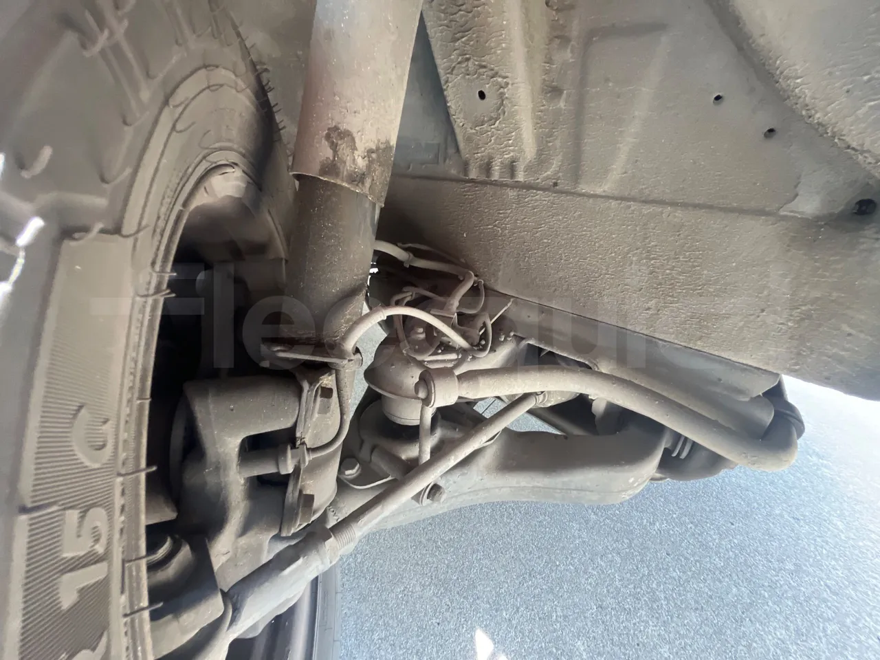 Mercedes-Benz Sprinter 416CD - EUR3 - 115kW - 6.995 - central undercarriage photo