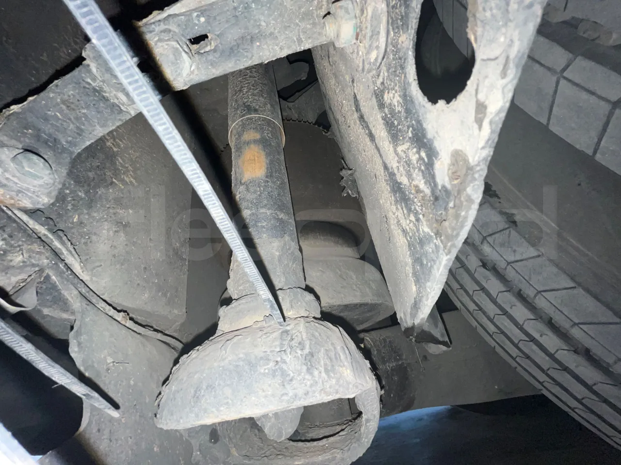 Man Lion's Coach B.2007.46.006 - Euro 6 - 324 kW - 12 mt - axel 3  discs right