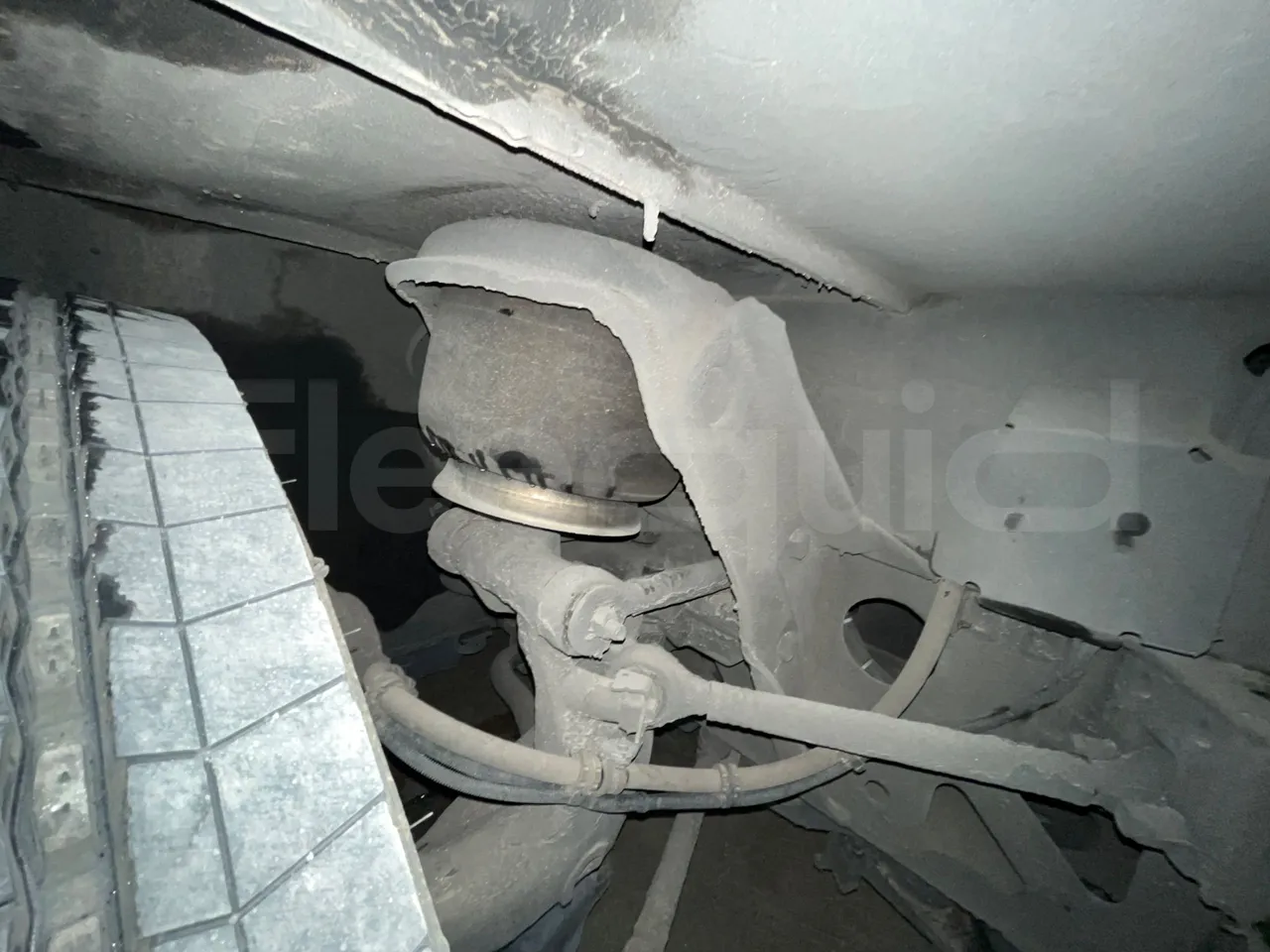 Man Lion's Coach B.2007.46.006 - Euro 6 - 324 kW - 12 mt - front air springs right