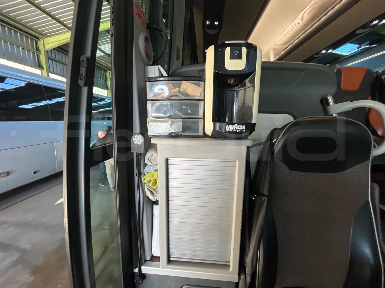 Man Lion's Coach B.2007.46.006 - Euro 6 - 324 kW - 12 mt - handrails photo