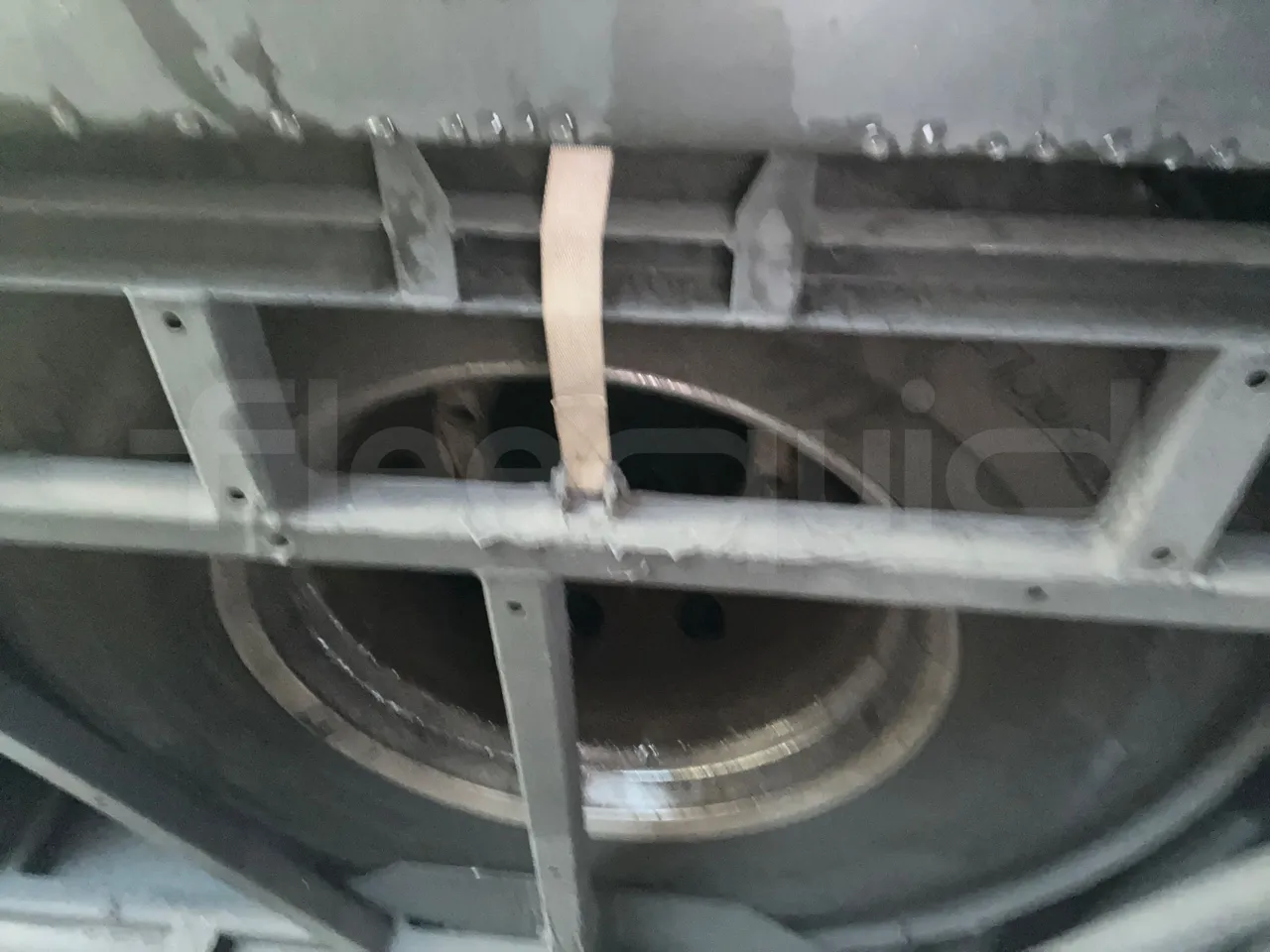 Man Lion's Coach B.2007.46.006 - Euro 6 - 324 kW - 12 mt - tread condition second axle tires right