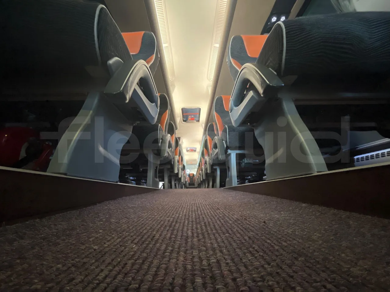 Man Lion's Coach B.2007.46.006 - Euro 6 - 324 kW - 12 mt - power outlets detail