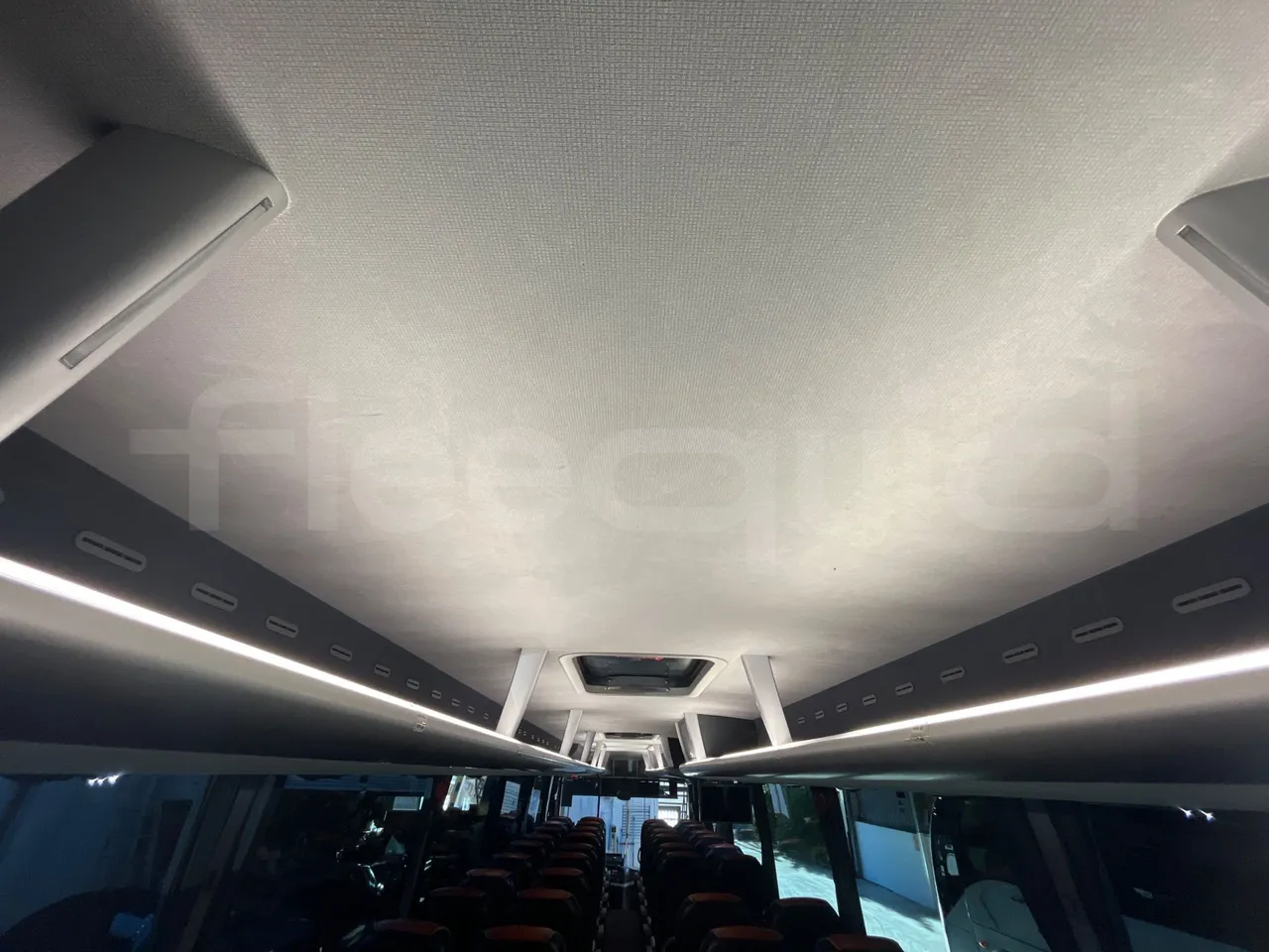 Man Lion's Coach B.2007.46.006 - Euro 6 - 324 kW - 12 mt - overhead compartments photo