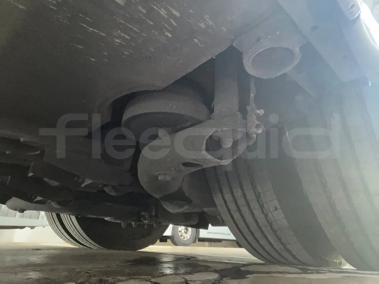 Man Lion's Coach B.2007.46.006 - Euro 6 - 324 kW - 12 mt - axle 2 shock absorbers 2 left