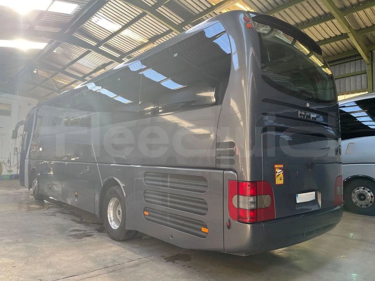 Man Lion's Coach B.2007.46.006 - Euro 6 - 324 kW - 12 mt - left side photo