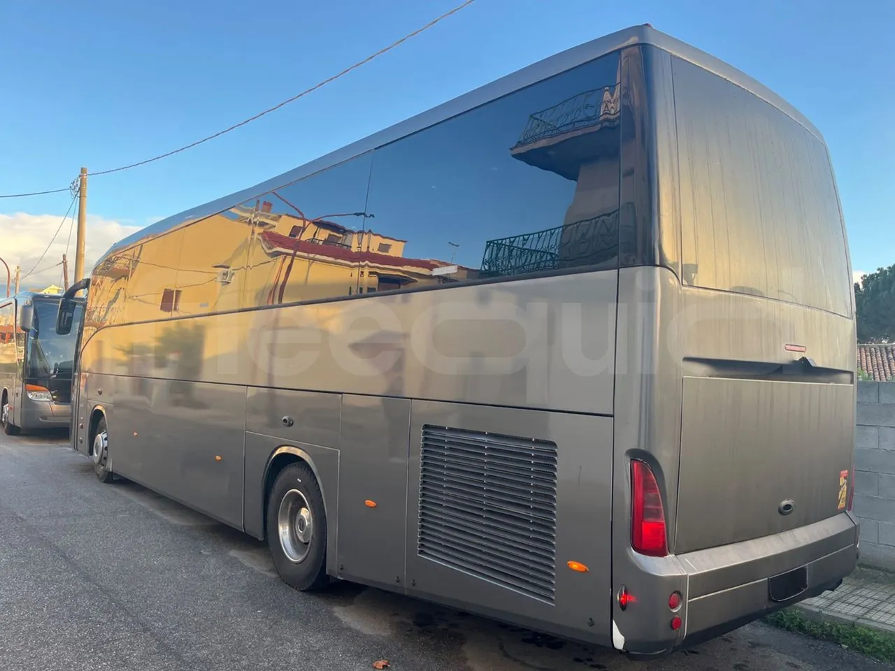 Irisbus New Domino E.12 -  Euro5 - 331kW - 12.410mt - 3/4 left rear side