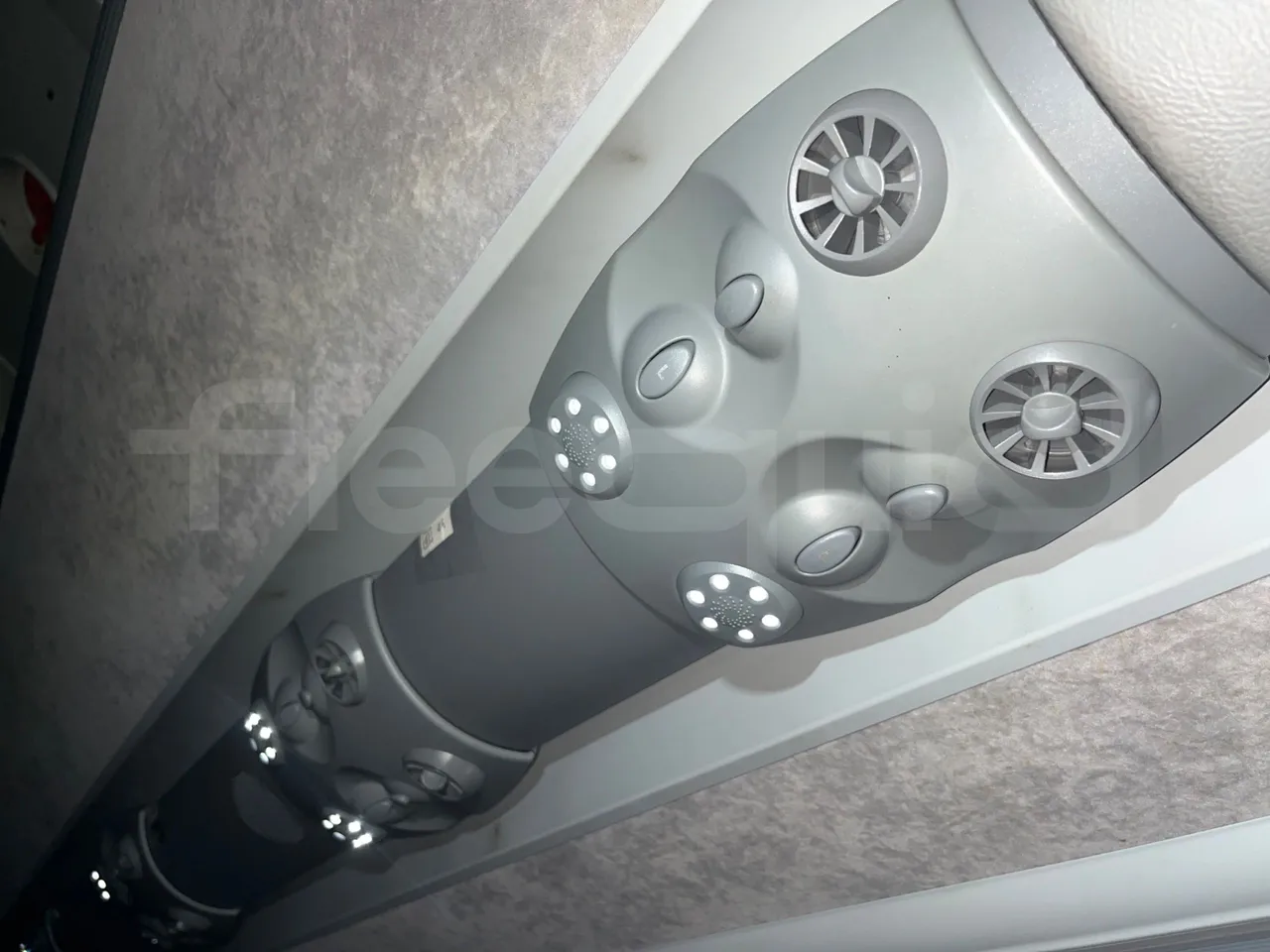 Irisbus New Domino E.12 -  Euro5 - 331kW - 12.410mt - camera accessories photo