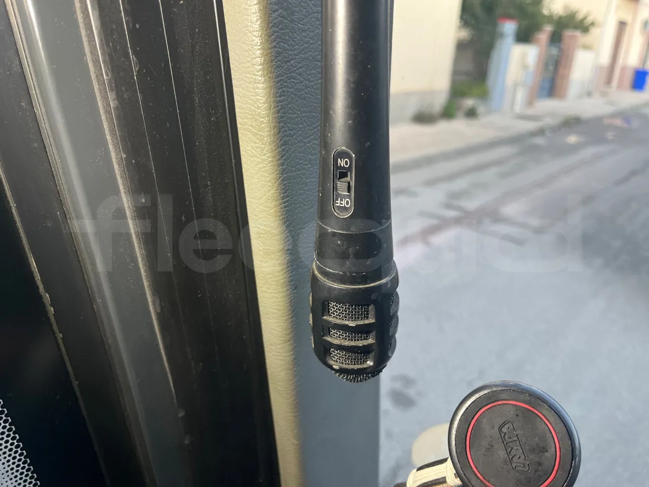 Irisbus New Domino E.12 -  Euro5 - 331kW - 12.410mt - driver microphone accessories photo