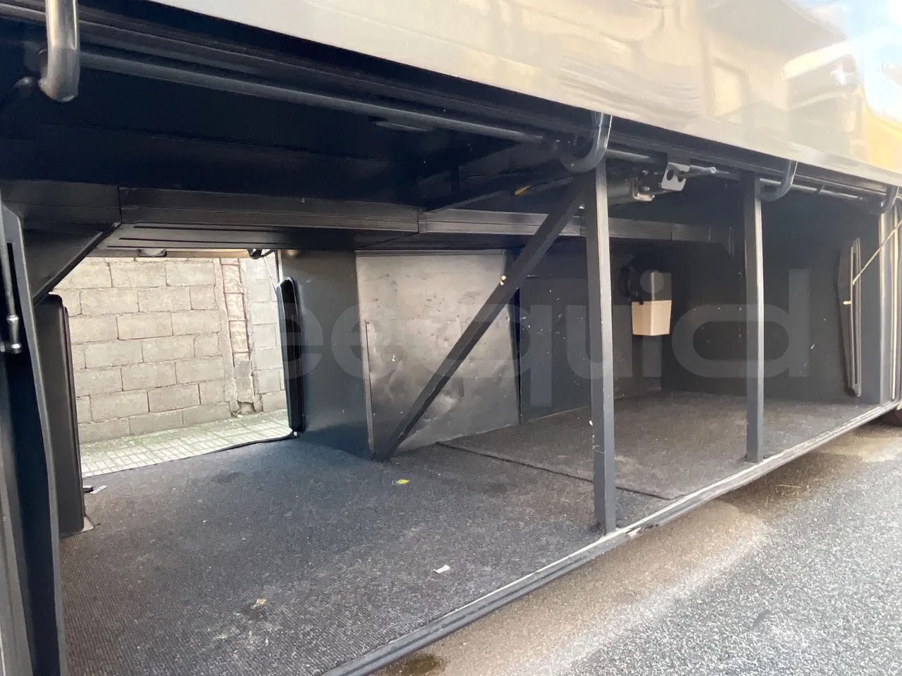 Irisbus New Domino E.12 -  Euro5 - 331kW - 12.410mt - internal frame rust check