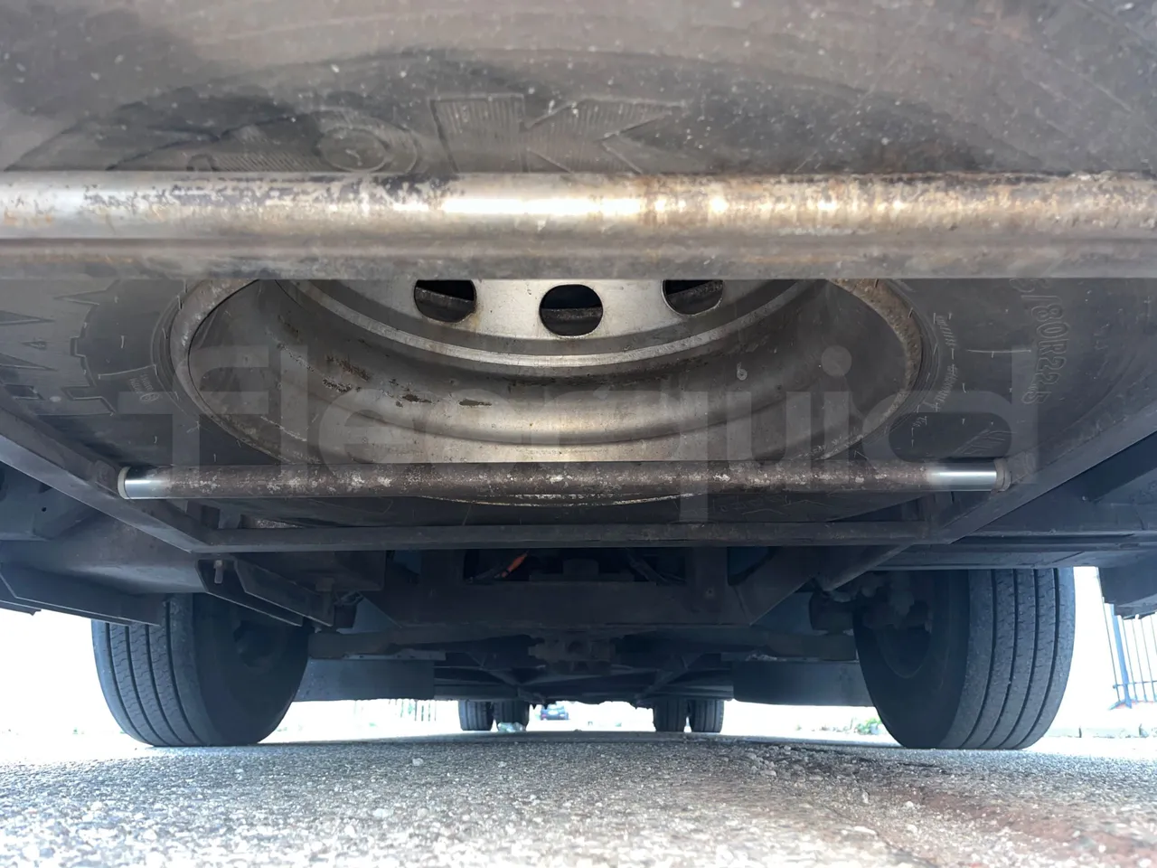 Irisbus New Domino E.12 -  Euro5 - 331kW - 12.410mt - front undercarriage from front