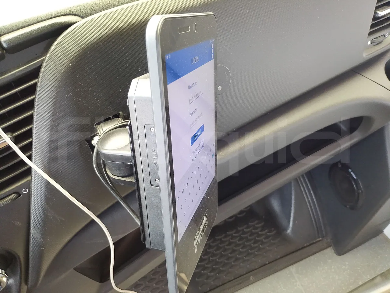 Iveco Indcar WGIVMY11 MOBI SCUOLABUS - EUR6 - 100Kw - 8,592m - driver microphone accessories photo