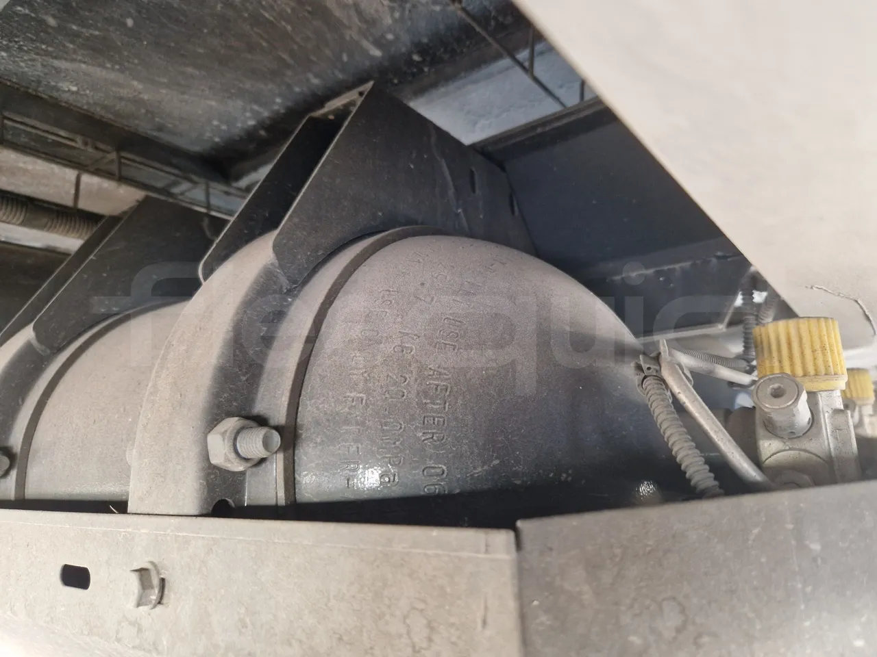 Iveco Indcar WGIVMY11 MOBI SCUOLABUS - EUR6 - 100Kw - 8,592m - gearbox plate photo