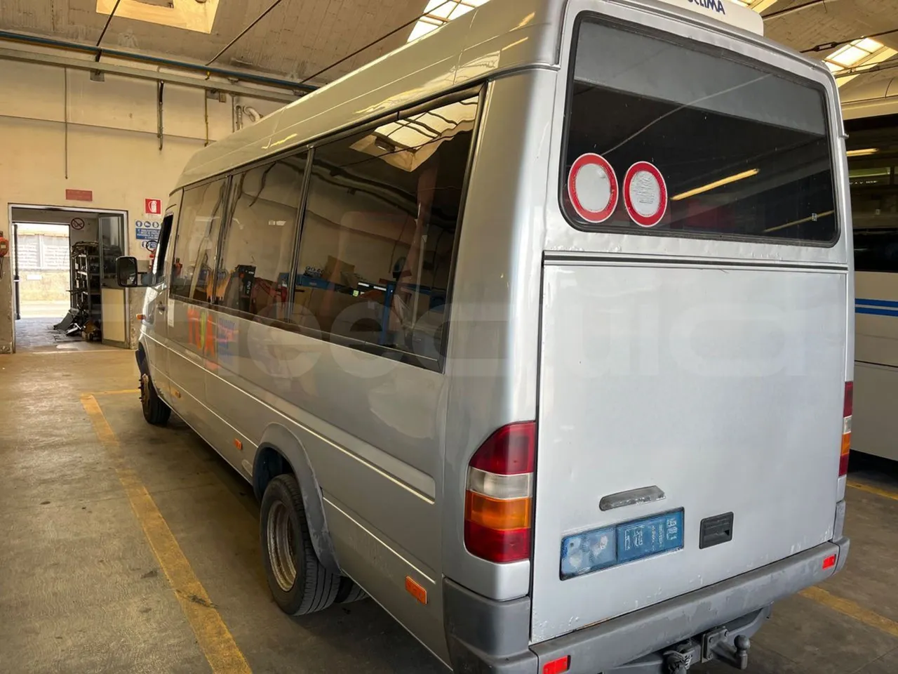 Mercedes-Benz Sprinter 416CD - EUR3 - 115kW - 6.595m - 3/4 left rear side
