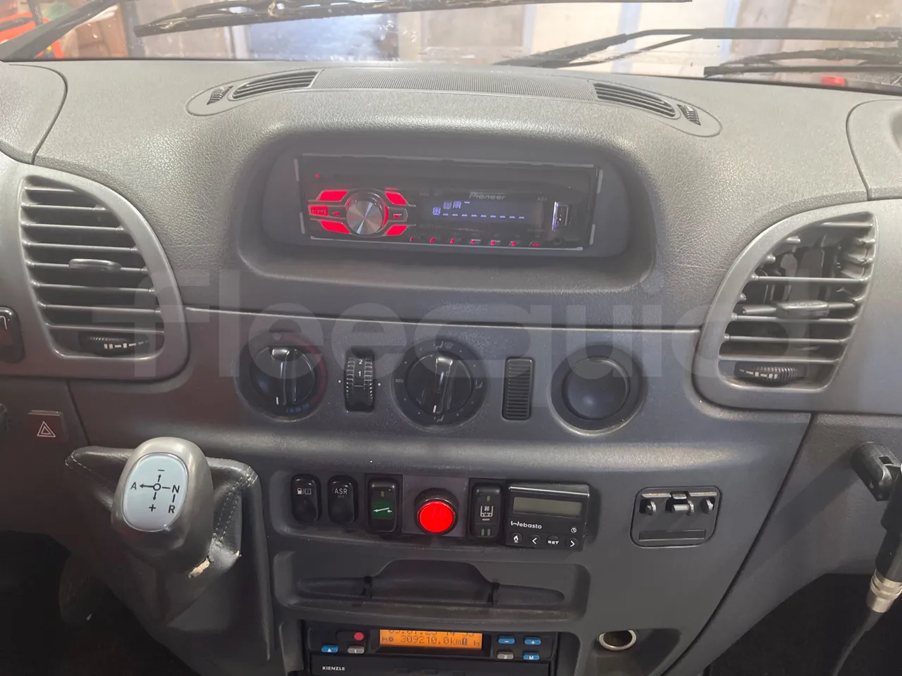 Mercedes-Benz Sprinter 416CD - EUR3 - 115kW - 6.595m - onboard devices 2