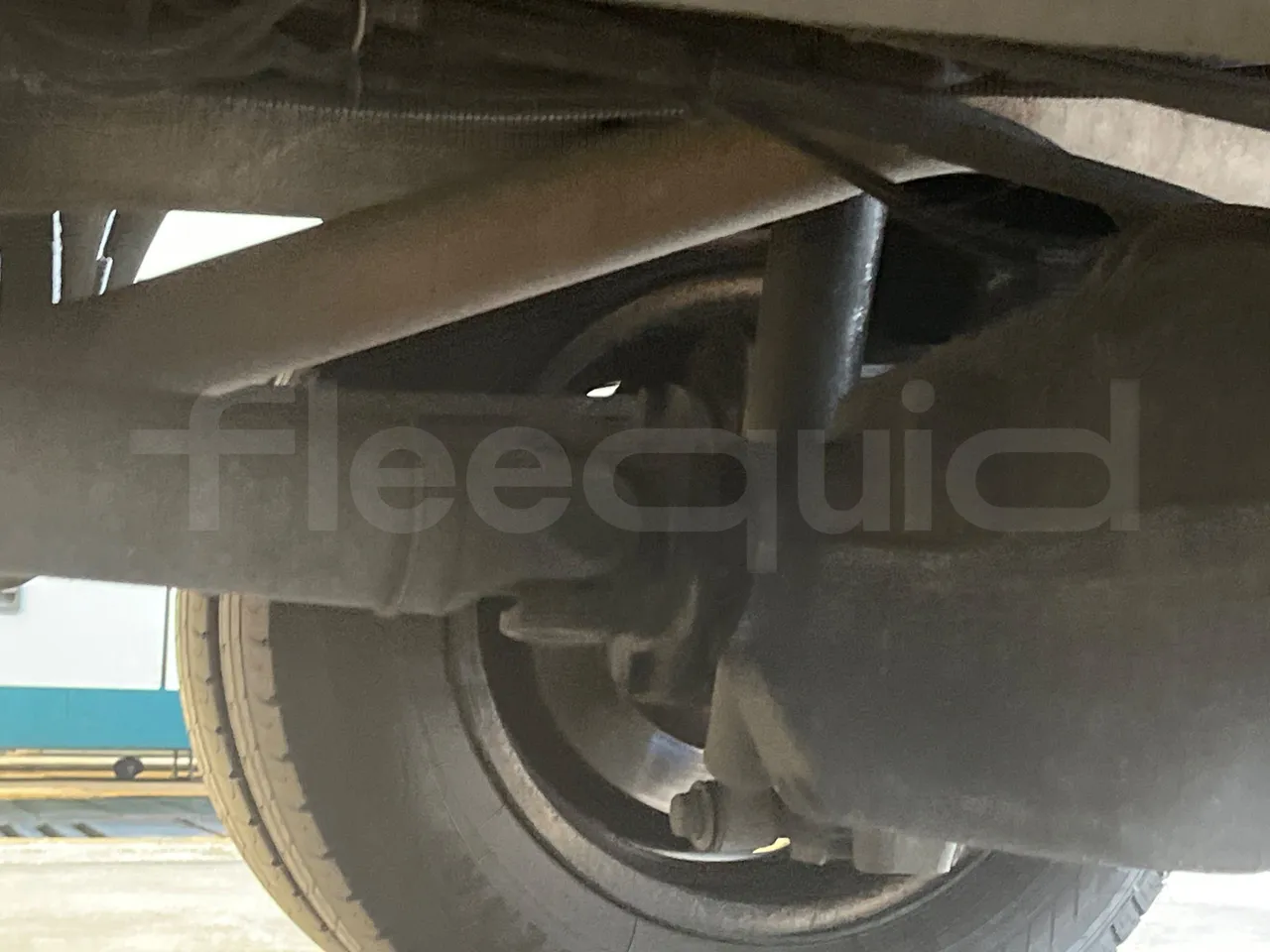Mercedes-Benz Sprinter 416CD - EUR3 - 115kW - 6.595m - driveshaft photo