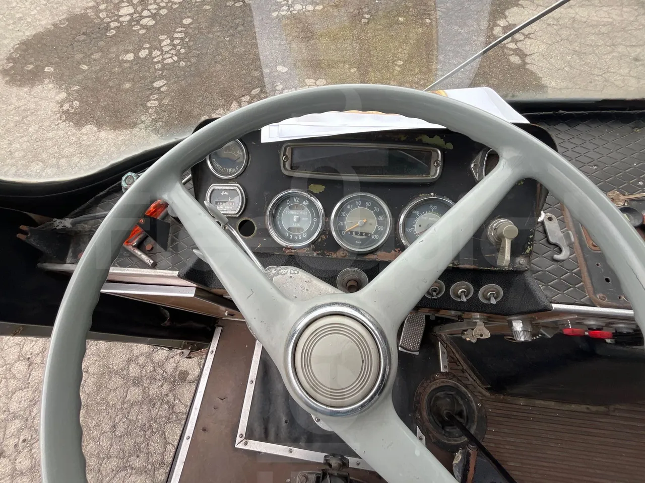 Fiat 309/1 309/1 - EUR0 -112.5kW -9.2m - dashboard lights on