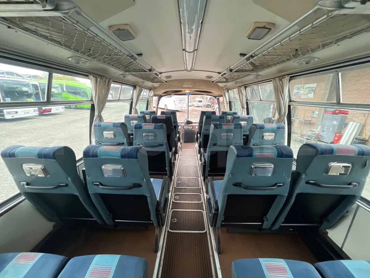 Fiat 309/1 309/1 - EUR0 -112.5kW -9.2m - forward view middle aisle