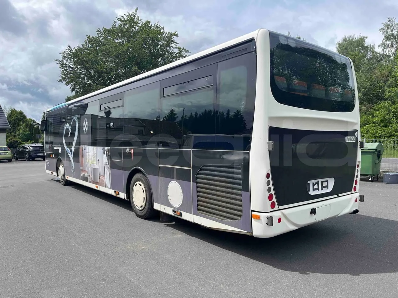 Iveco Crossway - 3/4 left rear side