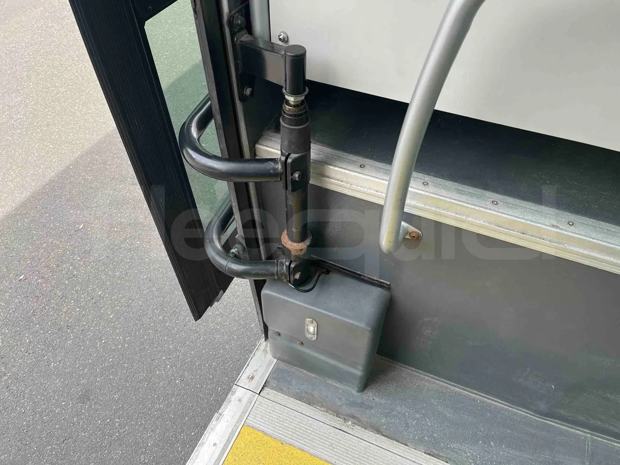 Iveco Crossway - folding seat photo