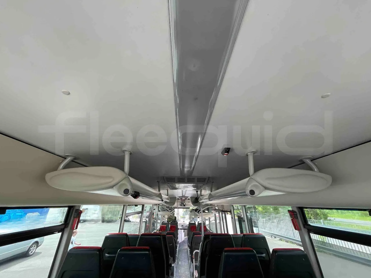 Iveco Crossway - overhead compartments photo