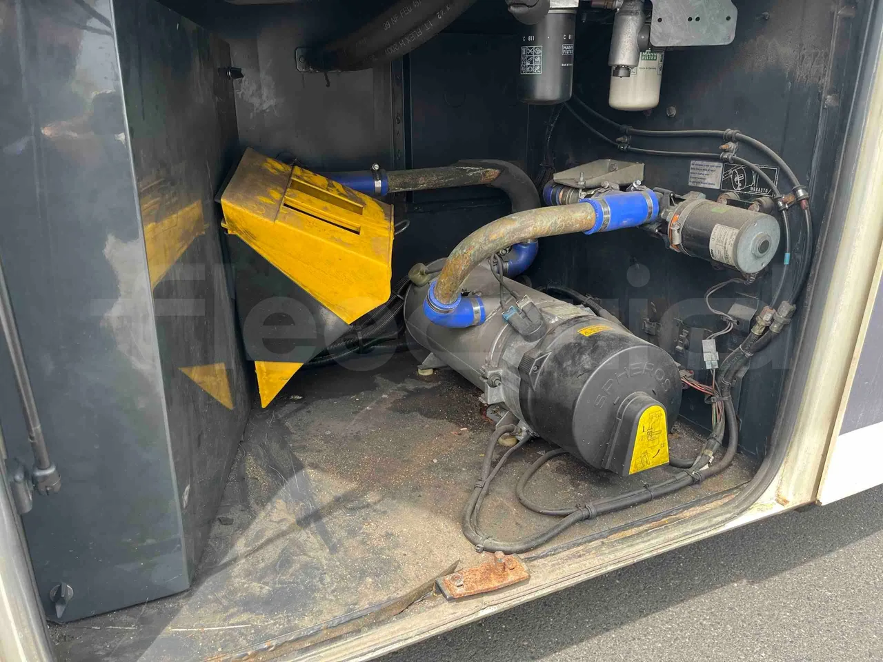 Iveco Crossway - preheater webasto photo