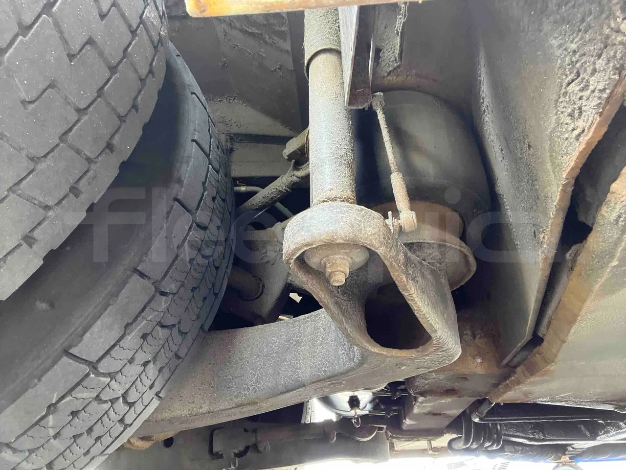 Iveco Crossway - axle 3 air springs 1 right
