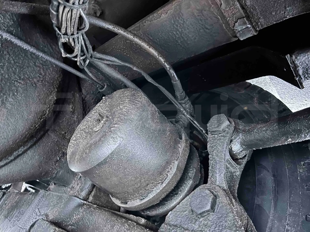 Van Hool Acron T917 - EUR5 - 340kW -  13.200m - axle 2 caliper brakes left