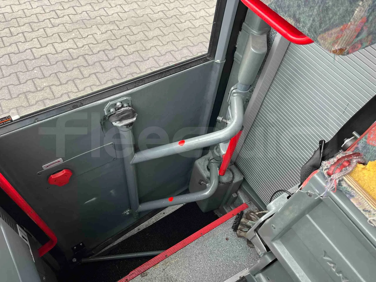 Van Hool Acron T917 - EUR5 - 340kW -  13.200m - door mechanism photo