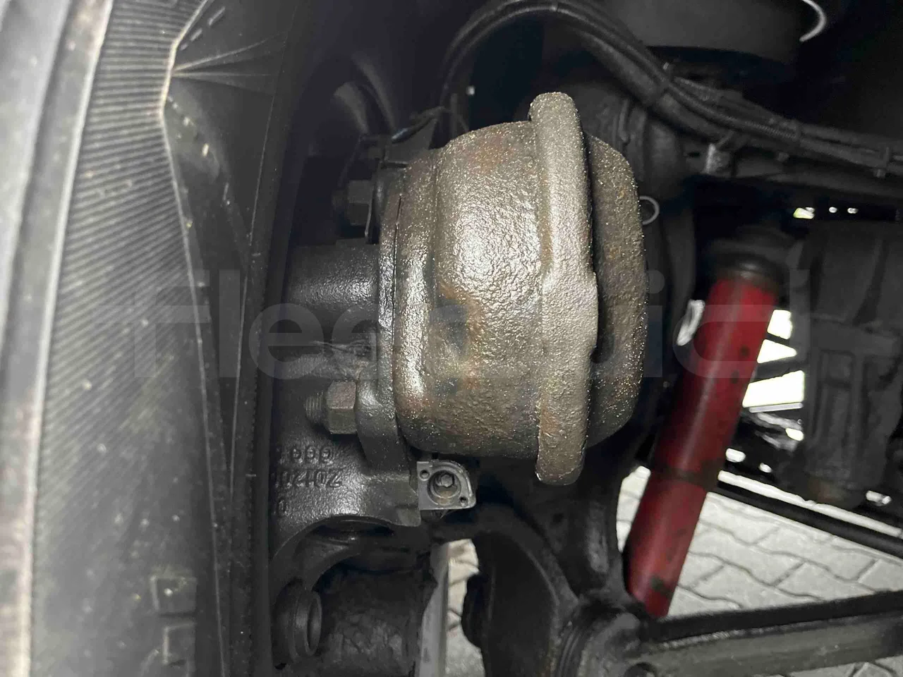 Van Hool Acron T917 - EUR5 - 340kW -  13.200m - front brake calipers right