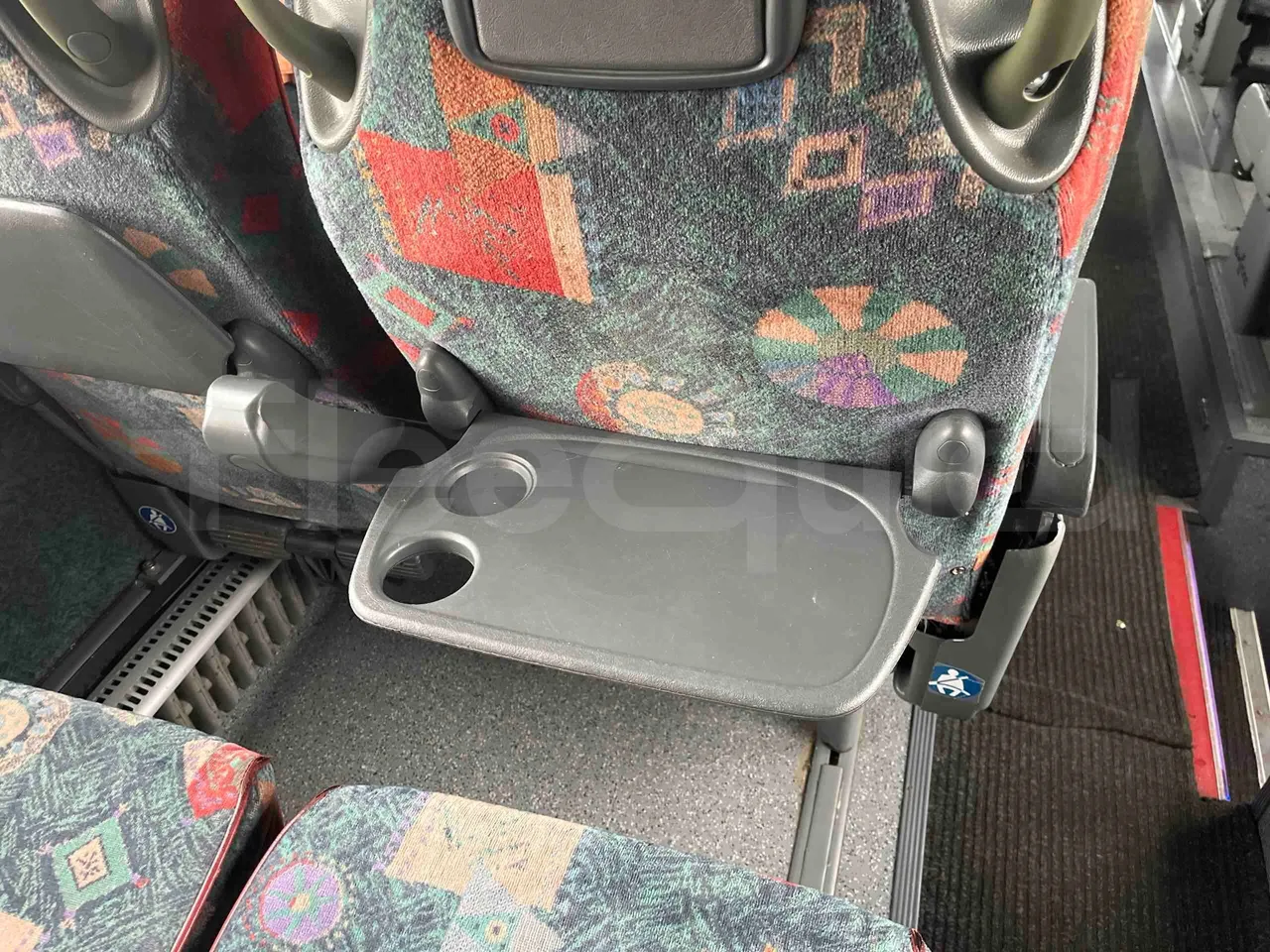 Van Hool Acron T917 - EUR5 - 340kW -  13.200m - table detail photo