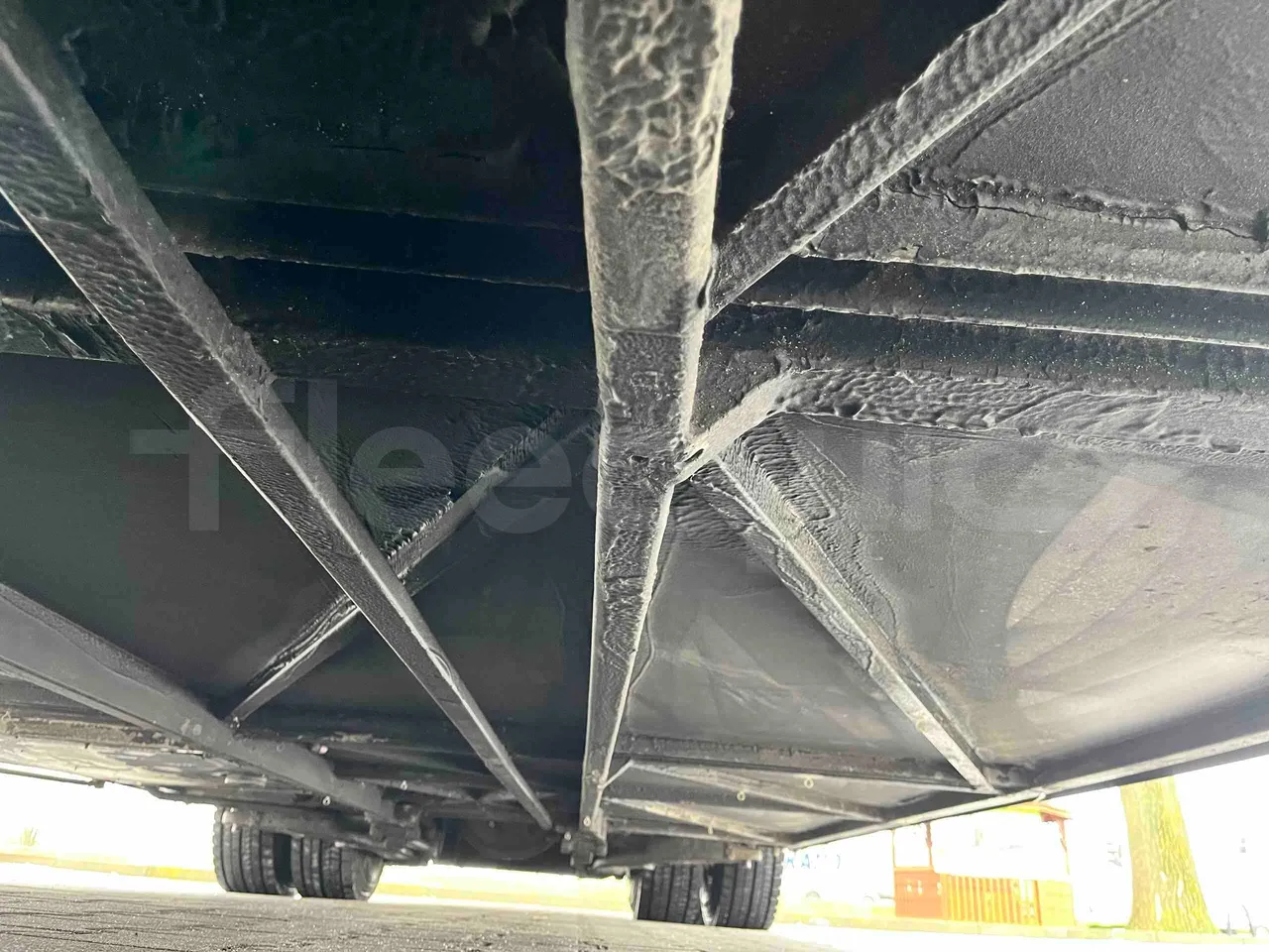 Van Hool Acron T917 - EUR5 - 340kW -  13.200m - central undercarriage photo